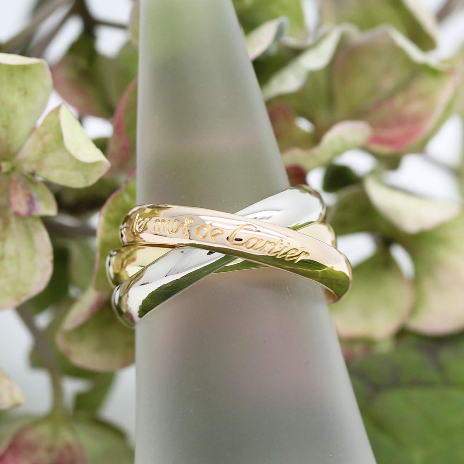 Les must de Cartier Trinity Tricolour 18KT Gold mit Cartier Box in Gr. 51