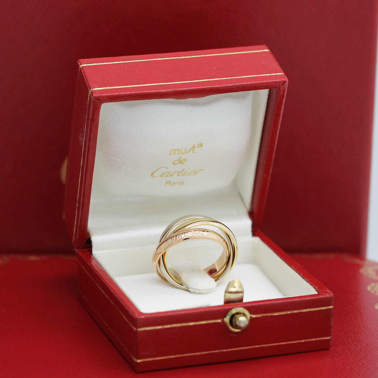 Les must de Cartier Trinity Tricolour 18KT Gold mit Cartier Box in Gr. 51