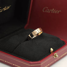 Lade das Bild in den Galerie-Viewer, Cartier Love Ring in 18KT Rosegold mit Cartier Box in Gr. 60
