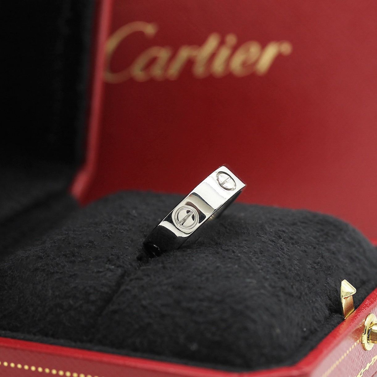 Cartier Love Ring in 18KT Weißgold mit Cartier Box in Gr. 54