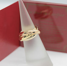 Lade das Bild in den Galerie-Viewer, Les must de Cartier Trinity Tricolour 18KT Gold mit Box &amp; Papiere in Gr. 51
