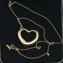 Lade das Bild in den Galerie-Viewer, Tiffany &amp; Co Halskette Elsa Peretti mit großen offenem Herz in 18KT Gold mit Box
