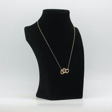 Lade das Bild in den Galerie-Viewer, Tiffany &amp; Co.Tripple Herzanhänger in 18KT Gold
