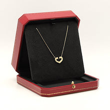 Lade das Bild in den Galerie-Viewer, Cartier Halskette mit Anhänger &quot;C Heart of Cartier &quot; in 18KT Gold mit Box
