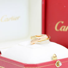 Lade das Bild in den Galerie-Viewer, Les must der Cartier Trinity Tricolour 18KT Gold mit Cartier Box in Gr. 52
