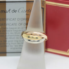 Lade das Bild in den Galerie-Viewer, Les must de Cartier Trinity Tricolour 18KT Gold mit Box &amp; Papiere in Gr. 51
