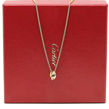 Lade das Bild in den Galerie-Viewer, Cartier Trinity Halskette in 18KT Gold Box
