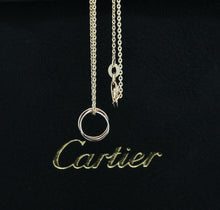 Lade das Bild in den Galerie-Viewer, Cartier Trinity Mini Halskette in 18KT Gold
