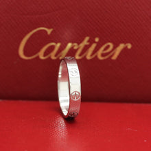 Lade das Bild in den Galerie-Viewer, Cartier Love Ring in 18KT Weißgold mit Cartier Box in Gr. 56
