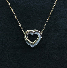 Lade das Bild in den Galerie-Viewer, Cartier Trinity Herz Halskette mit Diamanten in 18KT Rosegold mit Cartier Box
