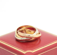 Lade das Bild in den Galerie-Viewer, Cartier Trinity Tricolour 18KT Gold mit Cartier Box in Gr. 54
