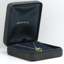 Lade das Bild in den Galerie-Viewer, Tiffany &amp; Co. "offenes Blatt " Halskette mit Diamant in 18KT Gold
