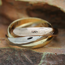 Lade das Bild in den Galerie-Viewer, Les must der Cartier Trinity Tricolour 18KT Gold mit Cartier Box in Gr. 52
