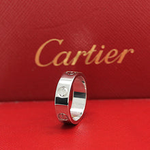 Lade das Bild in den Galerie-Viewer, Cartier Love Ring in 18KT Weißgold mit Cartier Box in Gr. 52
