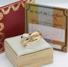 Lade das Bild in den Galerie-Viewer, Les must de Cartier Trinity Tricolour 18KT Gold mit Box &amp; Papiere in Gr. 53
