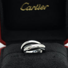 Lade das Bild in den Galerie-Viewer, Cartier Trinity 18KT Weißgold mit Keramik und Cartier Box in Gr. 54
