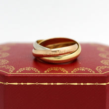 Lade das Bild in den Galerie-Viewer, Cartier Trinity Tricolour 18KT Gold mit Cartier Box in Gr. 55

