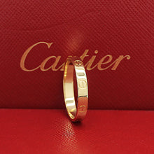 Lade das Bild in den Galerie-Viewer, Cartier Love Ring in 18KT Gold mit Cartier Box in Gr. 63

