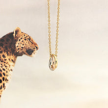 Lade das Bild in den Galerie-Viewer, Cartier Trinity Halskette in 18KT Gold mit Box
