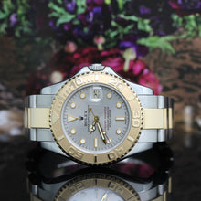 Lade das Bild in den Galerie-Viewer, Rolex Yachtmaster Medium Stahl/Gold Ref: 168623 mit Box &amp; Papiere von 1999

