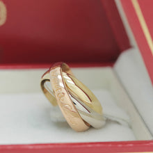 Lade das Bild in den Galerie-Viewer, Les must de Cartier Trinity Tricolour 18KT Gold mit Box &amp; Papiere in Gr. 49
