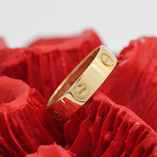 Lade das Bild in den Galerie-Viewer, Cartier Love Ring in 18KT Gold mit Cartier Box in Gr. 60
