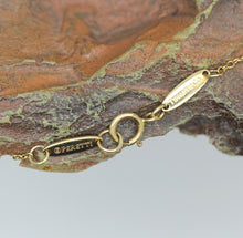 Lade das Bild in den Galerie-Viewer, Tiffany &amp; Co Halskette Elsa Peretti mit offenem Herz in 18KT Gold mit Box
