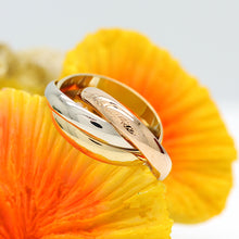 Lade das Bild in den Galerie-Viewer, Les must de Cartier Trinity Tricolour 18KT Gold mit Cartier Box in Gr. 51
