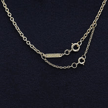 Lade das Bild in den Galerie-Viewer, Cartier Trinity Halskette in 18KT Gold Box
