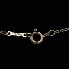 Lade das Bild in den Galerie-Viewer, Tiffany &amp; Co. Paloma Picasso "Loving Heart" Halskette mit Anhänger in 18KT Gold
