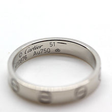 Lade das Bild in den Galerie-Viewer, Cartier Love Ring in 18KT Weißgold mit Cartier Box in Gr. 51
