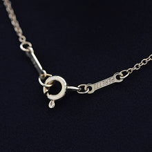 Lade das Bild in den Galerie-Viewer, Tiffany &amp; Co. Elsa Peretti "Teardrop" Halskette in 18KT Gold mit Box
