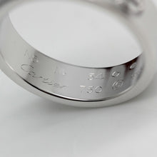 Lade das Bild in den Galerie-Viewer, Cartier Love Ring in 18KT Weißgold mit Cartier Box in Gr. 54
