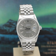 Lade das Bild in den Galerie-Viewer, Rolex Datejust Stahl Ref : 16030 mit Rolex Box &amp; Papiere von 1986
