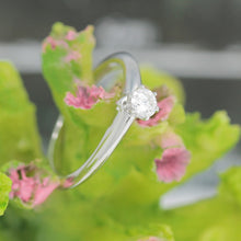 Lade das Bild in den Galerie-Viewer, Tiffany &amp; Co. Verlobungsring Platin 950- Gr.50 - Box &amp; Zertifikat 0,20 ct - VVS2
