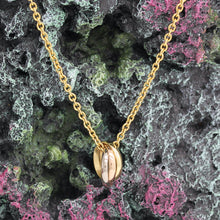 Lade das Bild in den Galerie-Viewer, Cartier Trinity Halskette in 18KT Gold Box
