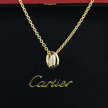 Lade das Bild in den Galerie-Viewer, Cartier Trinity Halskette in 18KT Gold Box
