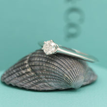 Lade das Bild in den Galerie-Viewer, Tiffany &amp; Co.Verlobungsring Platin 950 - Gr.51 - Box &amp; Zertifikat 0,25 ct - VVS2
