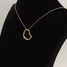 Lade das Bild in den Galerie-Viewer, Tiffany &amp; Co Halskette Elsa Peretti mit großen offenem Herz in 18KT Gold mit Box
