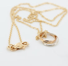 Lade das Bild in den Galerie-Viewer, Cartier Trinity Mini Halskette in 18KT Gold
