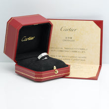 Lade das Bild in den Galerie-Viewer, Cartier Love Ring in 18KT Weißgold mit Cartier Box in Gr. 54 Box &amp; Papiere
