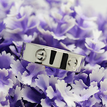 Lade das Bild in den Galerie-Viewer, Cartier Love Ring in 18KT Weißgold mit Cartier Box in Gr. 50

