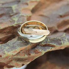 Lade das Bild in den Galerie-Viewer, Cartier Trinity Tricolour 18KT Gold mit Cartier Box in Gr. 50
