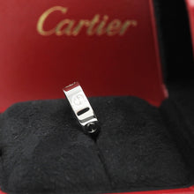 Lade das Bild in den Galerie-Viewer, Cartier Love Ring in 18KT Weißgold mit Cartier Box in Gr. 57
