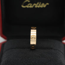 Lade das Bild in den Galerie-Viewer, Cartier Love Ring in 18KT Rosegold mit Cartier Box in Gr. 61

