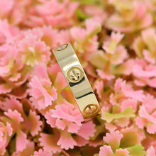 Lade das Bild in den Galerie-Viewer, Cartier Love Ring in 18KT Gold mit Cartier Box in Gr. 60
