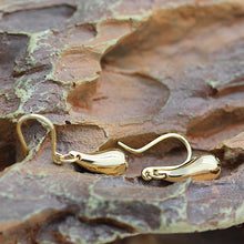 Lade das Bild in den Galerie-Viewer, Tiffany &amp; Co. Ohrringe Elsa Peretti &quot;Tropfen&quot; in 18KT Gelbgold
