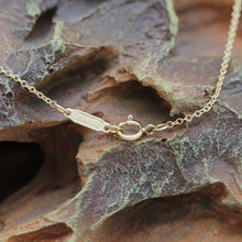 Lade das Bild in den Galerie-Viewer, Tiffany &amp; Co. &quot;offenem Blatt &quot; Halskette in 18KT Gold mit Box
