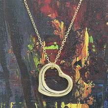 Lade das Bild in den Galerie-Viewer, Tiffany &amp; Co. Elsa Peretti &quot;offenes Herz&quot; Halskette in 18KT Gold mit Box
