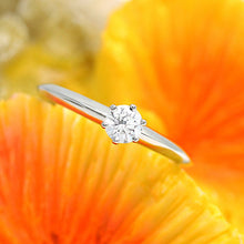 Lade das Bild in den Galerie-Viewer, Tiffany &amp; Co. Verlobungsring Platin 950-Gr.52 - Box &amp; Zertifikat 0.28 ct - VVS2
